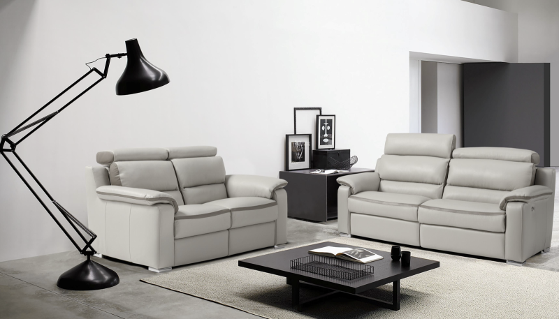 Canapé cuir confortable et classique